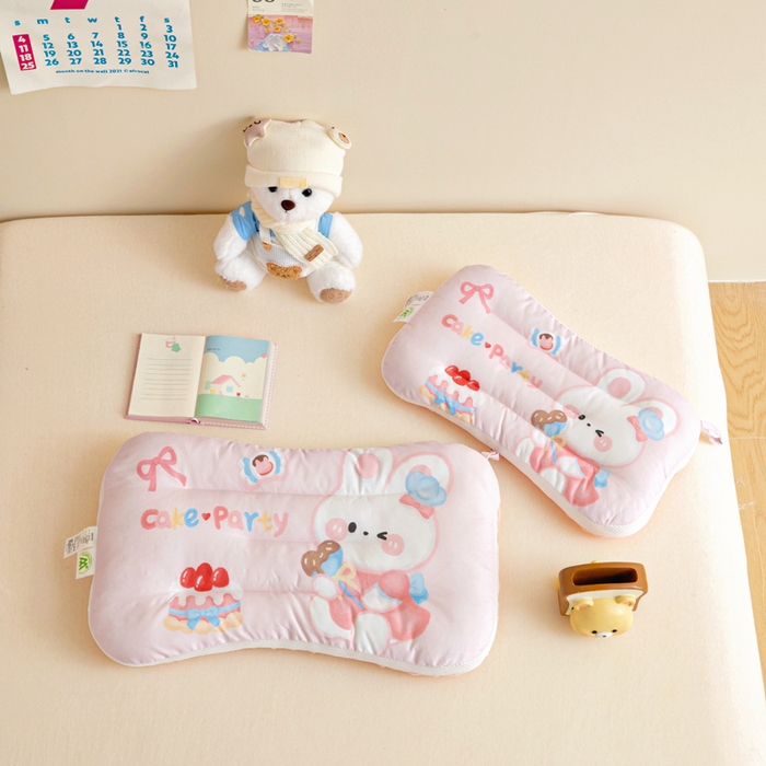 91家纺网 家纺一手货源 找家纺 鱼宝 2026新款A类全棉40S数码印花原创大版卡通豆豆枕枕头枕芯 爱丽丝兔