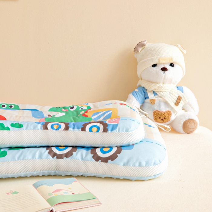 91家纺网 家纺一手货源 找家纺 鱼宝 2026新款A类全棉40S数码印花原创大版卡通豆豆枕枕头枕芯 恐龙小车