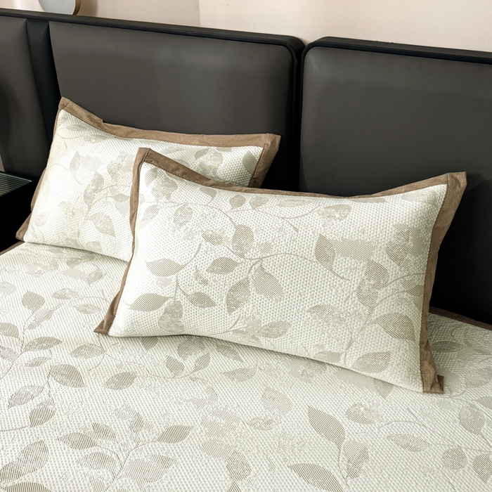 91家纺网 家纺一手货源 找家纺 凯罗 2026新款凉豆豆简约时尚风凉感豆豆凉席床席床笠-床席款 夏叶-奶咖