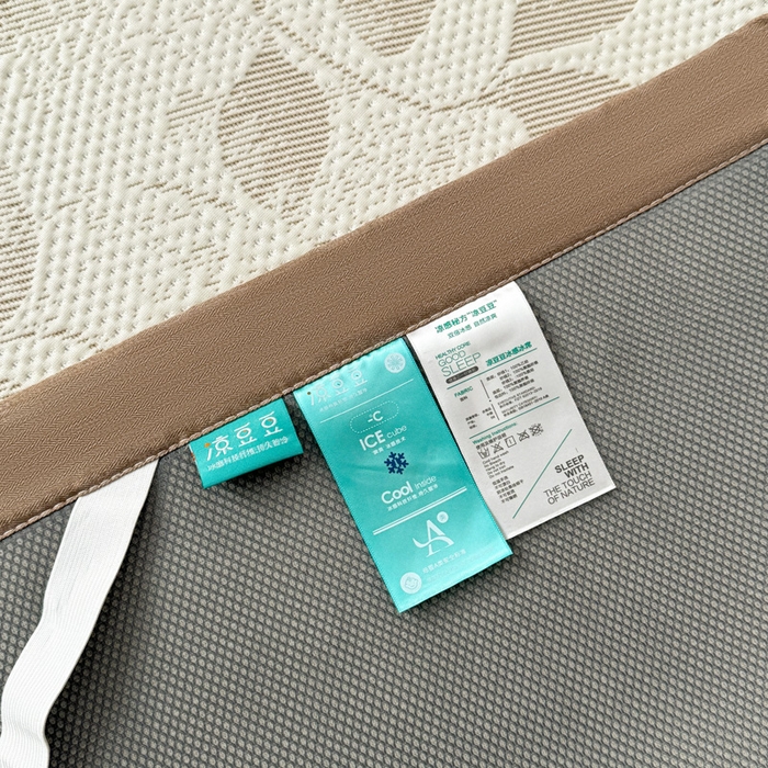 91家纺网 家纺一手货源 找家纺 凯罗 2026新款凉豆豆简约时尚风凉感豆豆凉席床席床笠-床席款 夏叶-奶咖