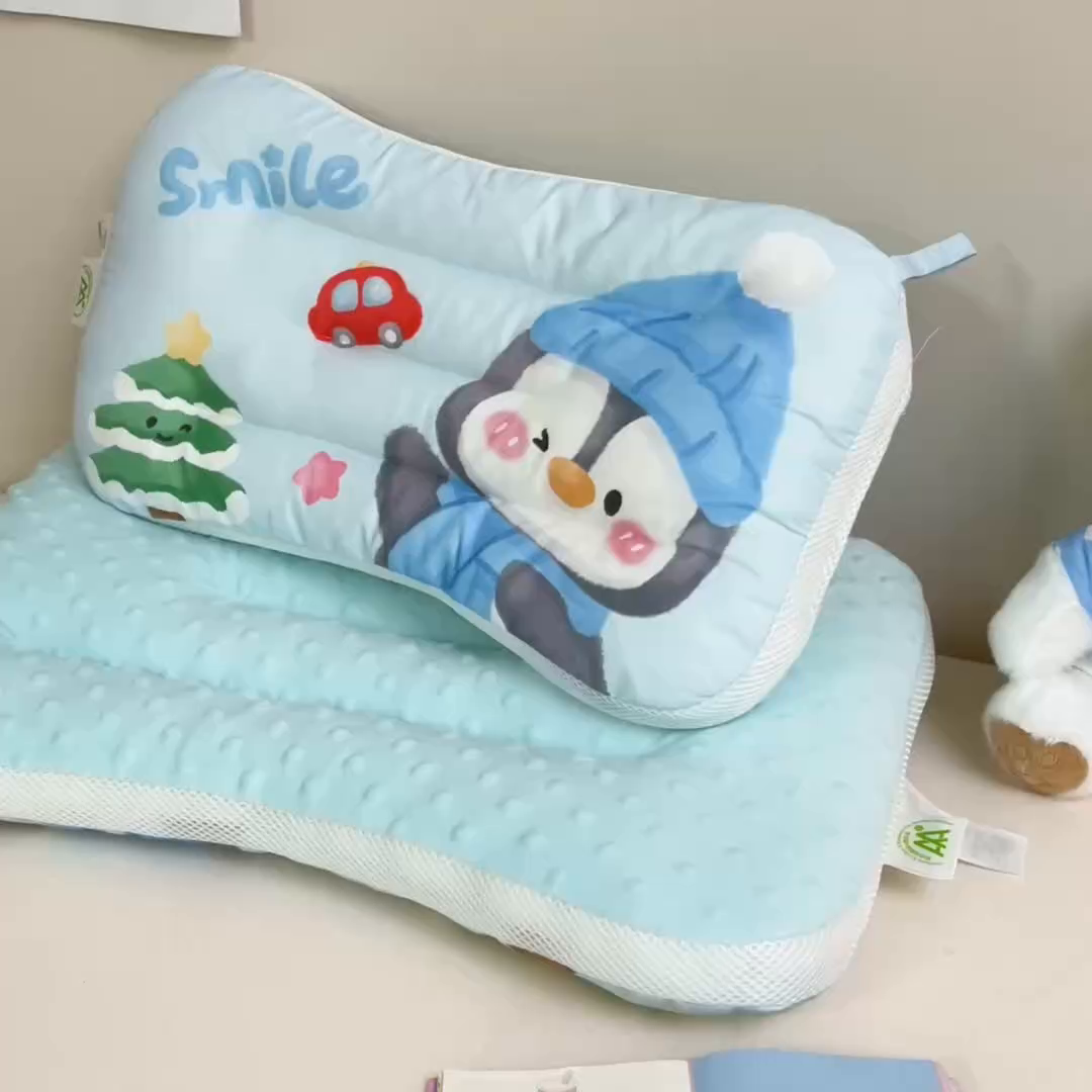 91家纺网 家纺一手货源 找家纺 鱼宝 2026新款A类全棉40S数码印花原创大版卡通豆豆枕枕头枕芯 企鹅