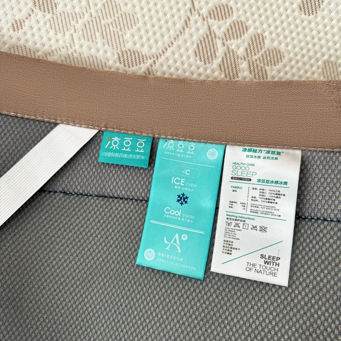 91家纺网 家纺一手货源 找家纺 凯罗 2026新款凉豆豆简约时尚风凉感豆豆凉席床席床笠-床席款 纤藤集-奶咖