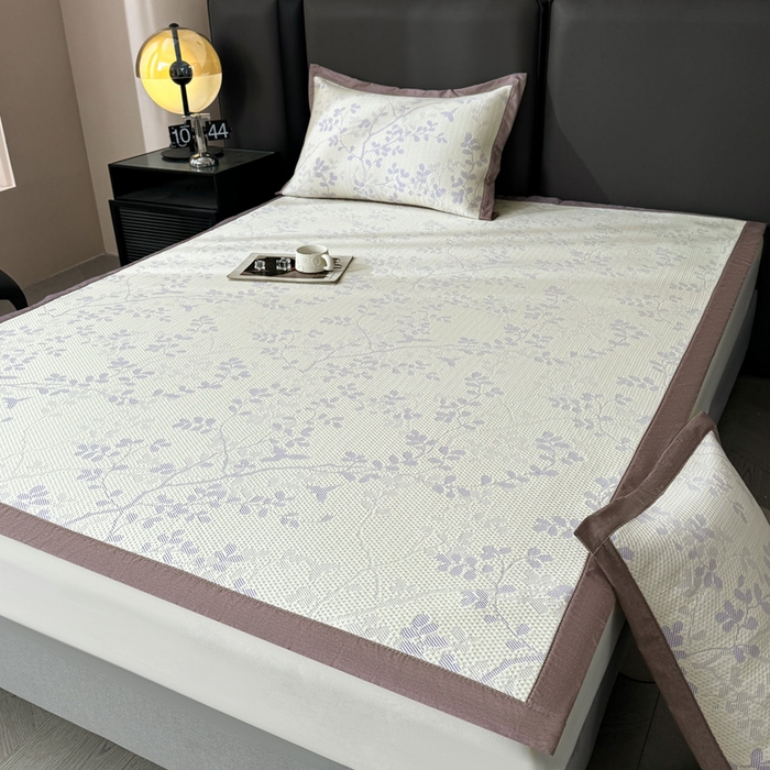 91家纺网 家纺一手货源 找家纺 凯罗 2026新款凉豆豆简约时尚风凉感豆豆凉席床席床笠-床席款 纤藤集-夏紫