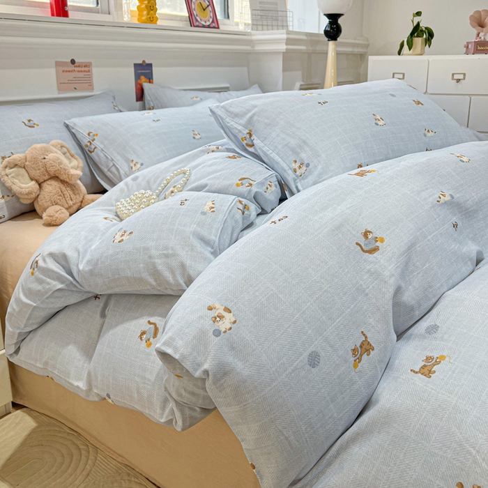 91家纺网 家纺一手货源 找家纺 亿梵家居 2026新款A类母婴级有氧纯棉印花双面全棉双层纱四件套-床拍图猫咪绣球