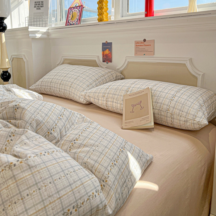 91家纺网 家纺一手货源 找家纺 亿梵家居 2026新款A类母婴级有氧纯棉印花双面全棉双层纱四件套-床拍图浅韵