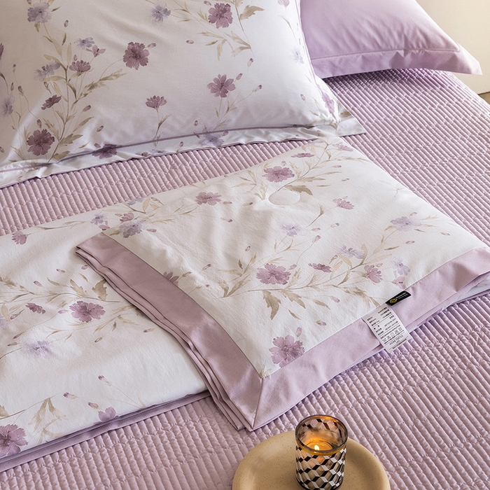 91家纺网 家纺一手货源 找家纺 立奥被业 2026新品冰丝棉夏被四件套竹节纱夏被四件套 翠韵春晓-粉