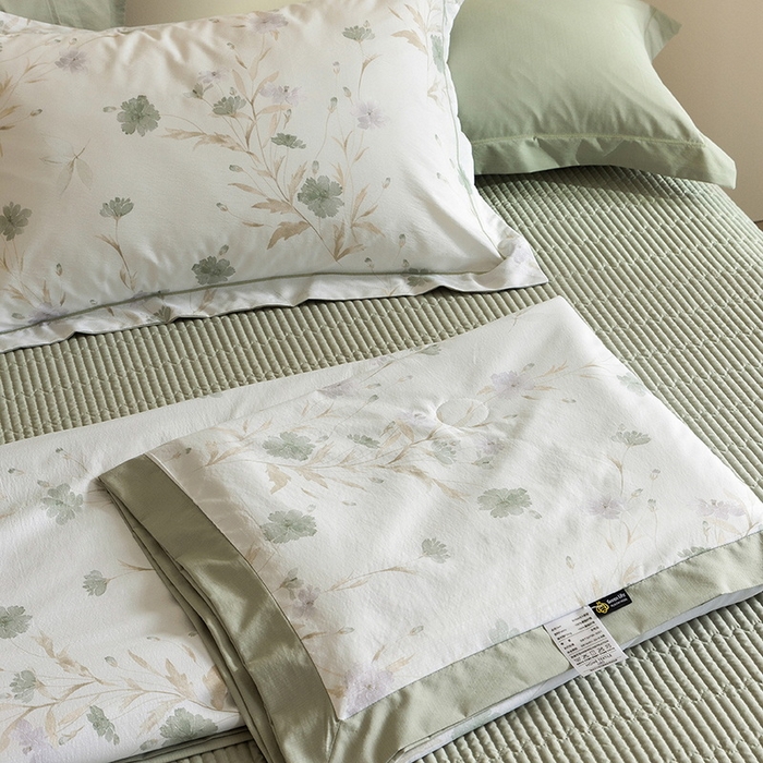 91家纺网 家纺一手货源 找家纺 立奥被业 2026新品冰丝棉夏被四件套竹节纱夏被四件套 翠韵春晓-绿