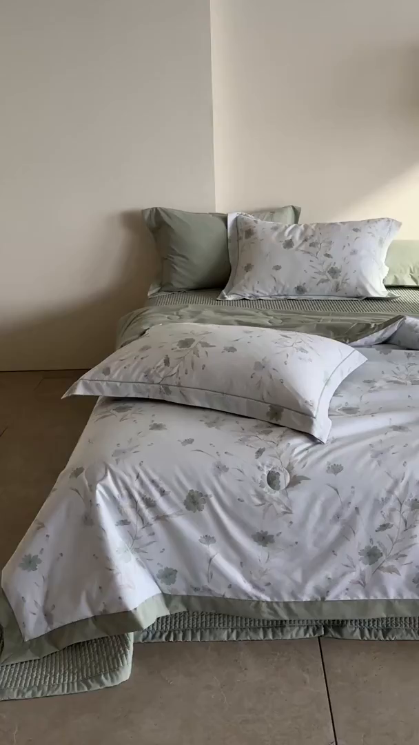 91家纺网 家纺一手货源 找家纺 立奥被业 2026新品冰丝棉夏被四件套竹节纱夏被四件套 翠韵春晓-绿