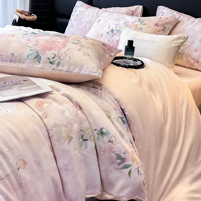 91家纺网 家纺一手货源 找家纺 优贝家纺 2026新款100%莱赛尔天丝面料数码印花四件套 桃花朵朵