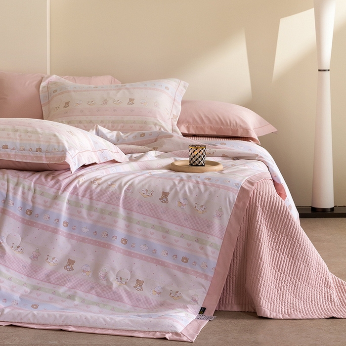 立奥被业 2026新品冰丝棉夏被四件套竹节纱夏被四件套 动物乐园-粉