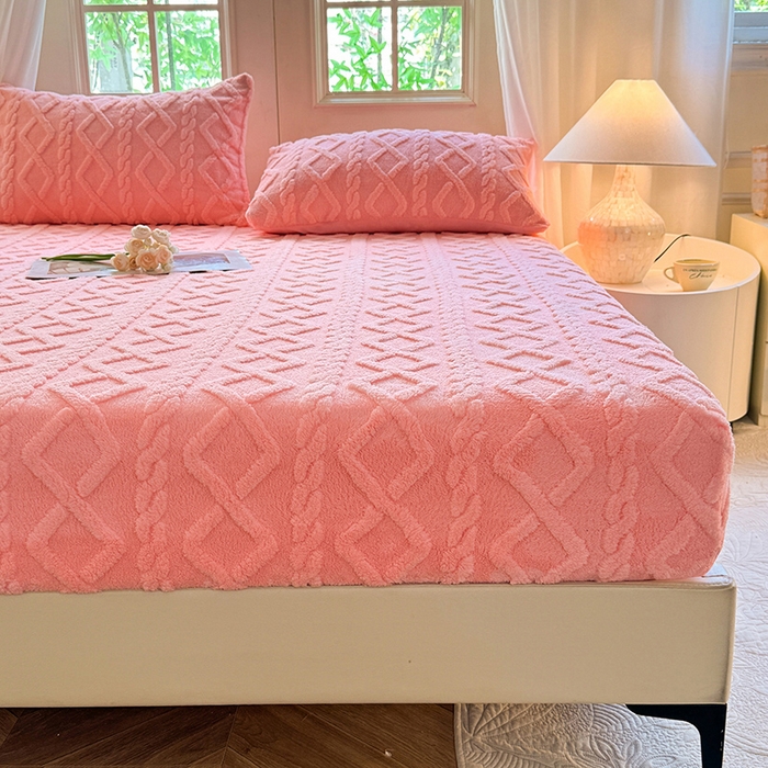 91家纺网 家纺一手货源 找家纺 沐珩家纺 2026新款亲肤舒适加厚保暖塔芙绒系列单品床笠 樱花粉