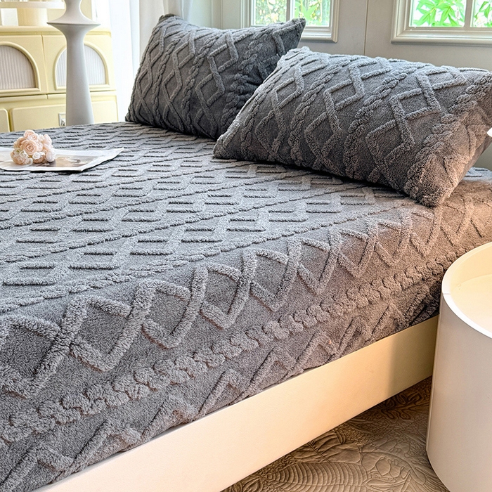 91家纺网 家纺一手货源 找家纺 沐珩家纺 2026新款亲肤舒适加厚保暖塔芙绒系列单品床笠 珊瑚灰