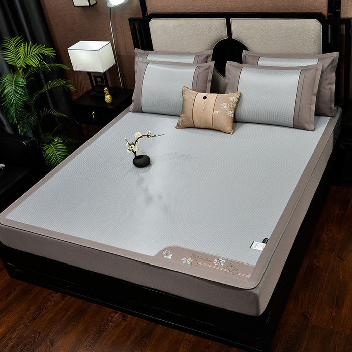 91家纺网 家纺一手货源 找家纺 小牛席业 2026新款小千鸟格枫叶款（床笠款）抗菌席凉席藤席冰藤席冰丝席草席竹席乳胶席凉感豆豆席 小千鸟格-枫叶抗菌席（床笠款）灰色