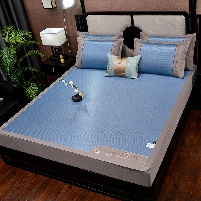 91家纺网 家纺一手货源 找家纺 小牛席业 2026新款小千鸟格枫叶款（床笠款）抗菌席凉席藤席冰藤席冰丝席草席竹席乳胶席凉感豆豆席 小千鸟格-枫叶抗菌席（床笠款）蓝色