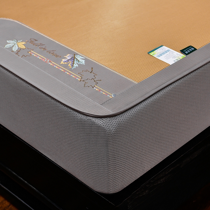 91家纺网 家纺一手货源 找家纺 小牛席业 2026新款小千鸟格枫叶款（床笠款）抗菌席凉席藤席冰藤席冰丝席草席竹席乳胶席凉感豆豆席 小千鸟格-枫叶抗菌席（床笠款）咖色