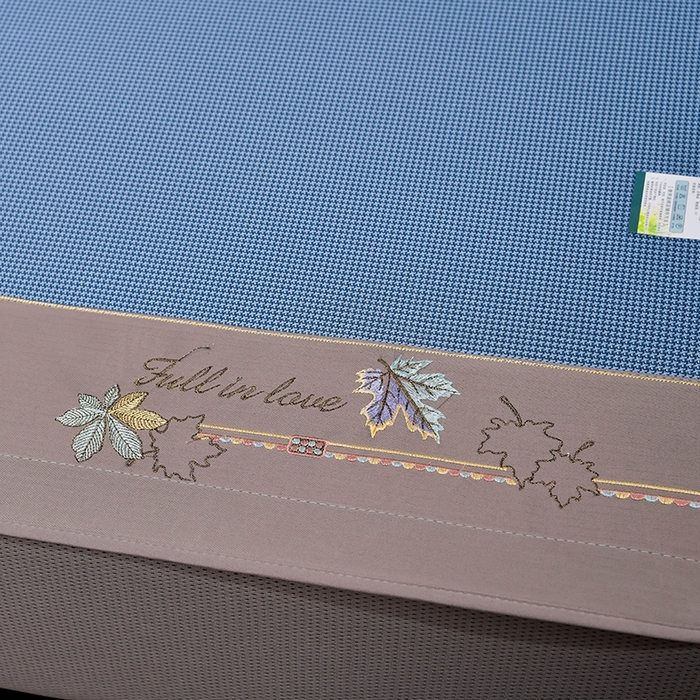 91家纺网 家纺一手货源 找家纺 小牛席业 2026新款小千鸟格枫叶款（床笠款）抗菌席凉席藤席冰藤席冰丝席草席竹席乳胶席凉感豆豆席 小千鸟格-枫叶抗菌席（床笠款）蓝色