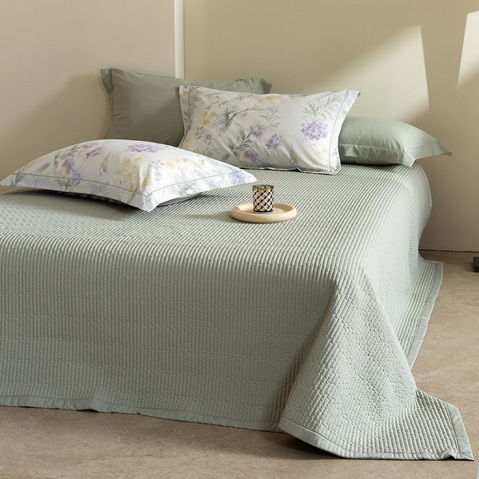91家纺网 家纺一手货源 找家纺 立奥被业 2026新品冰丝棉夏被四件套竹节纱夏被四件套 静籁之息-绿