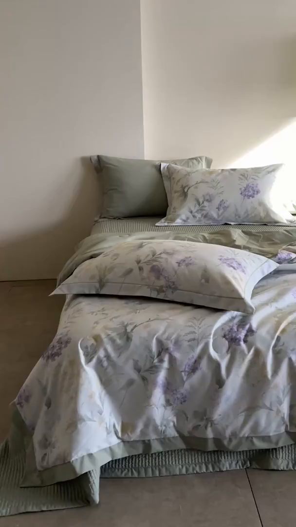 91家纺网 家纺一手货源 找家纺 立奥被业 2026新品冰丝棉夏被四件套竹节纱夏被四件套 静籁之息-绿