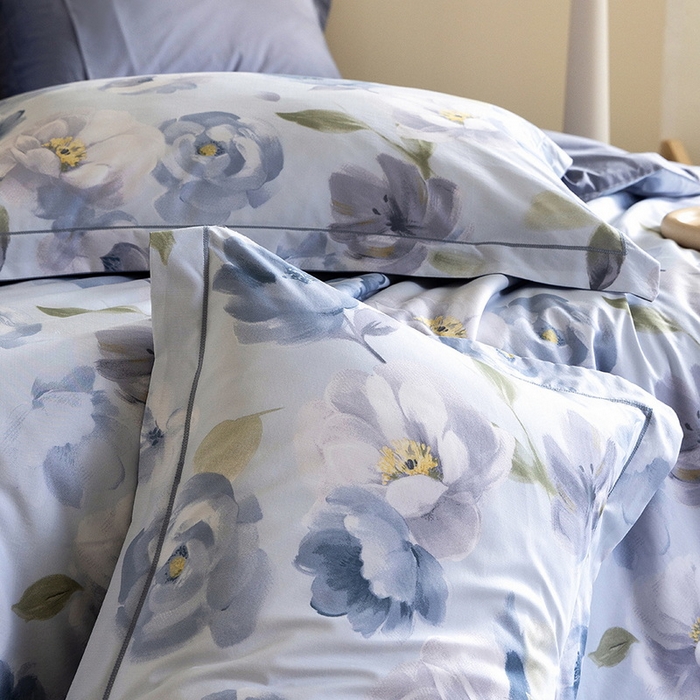 91家纺网 家纺一手货源 找家纺 立奥被业 2026新品冰丝棉夏被四件套竹节纱夏被四件套 静谧花园-蓝