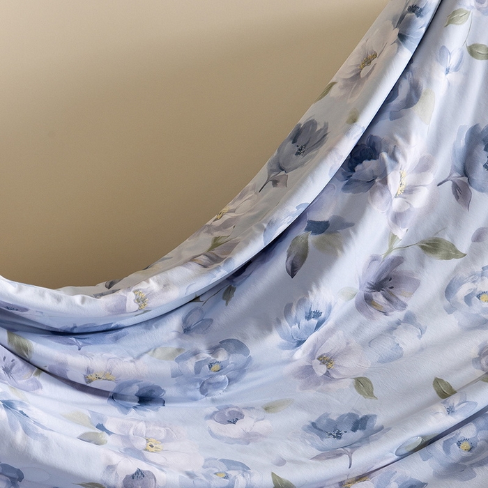 91家纺网 家纺一手货源 找家纺 立奥被业 2026新品冰丝棉夏被四件套竹节纱夏被四件套 静谧花园-蓝