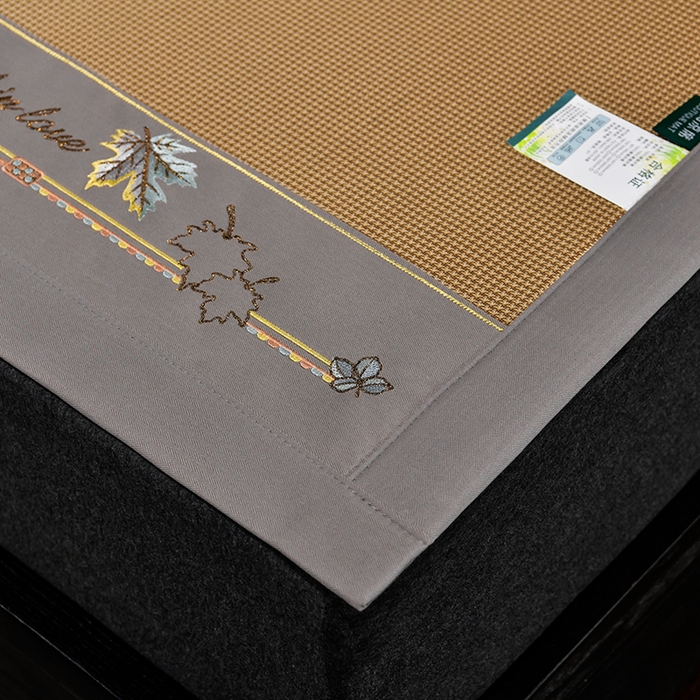 91家纺网 家纺一手货源 找家纺 小牛席业 2026新款小千鸟格枫叶款轻奢风抗菌席凉席藤席冰藤席冰丝席草席竹席乳胶席凉感豆豆席 小千鸟格-枫叶抗菌席（咖色）