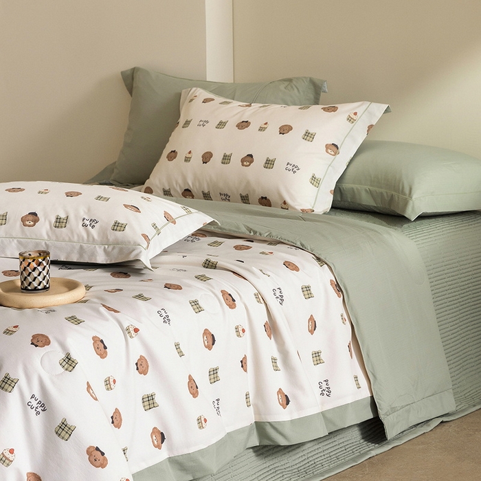 91家纺网 家纺一手货源 找家纺 立奥被业 2026新品冰丝棉夏被四件套竹节纱夏被四件套 萌首星罗-绿