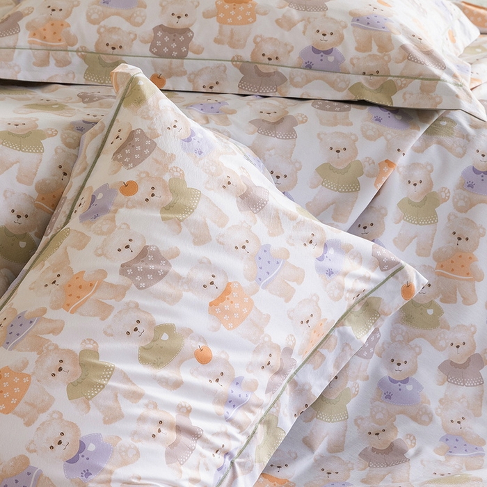 91家纺网 家纺一手货源 找家纺 立奥被业 2026新品冰丝棉夏被四件套竹节纱夏被四件套 蜜糖熊岛-绿