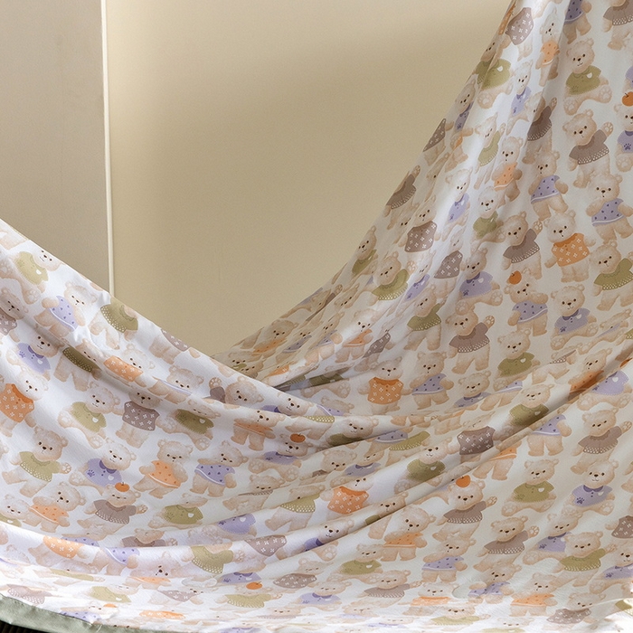 91家纺网 家纺一手货源 找家纺 立奥被业 2026新品冰丝棉夏被四件套竹节纱夏被四件套 蜜糖熊岛-绿