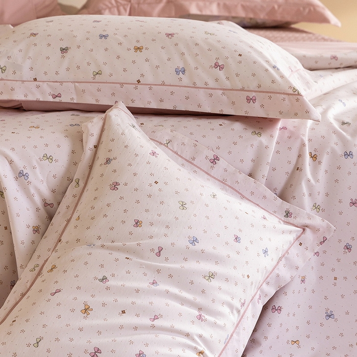 91家纺网 家纺一手货源 找家纺 立奥被业 2026新品冰丝棉夏被四件套竹节纱夏被四件套 芊芊公主-粉