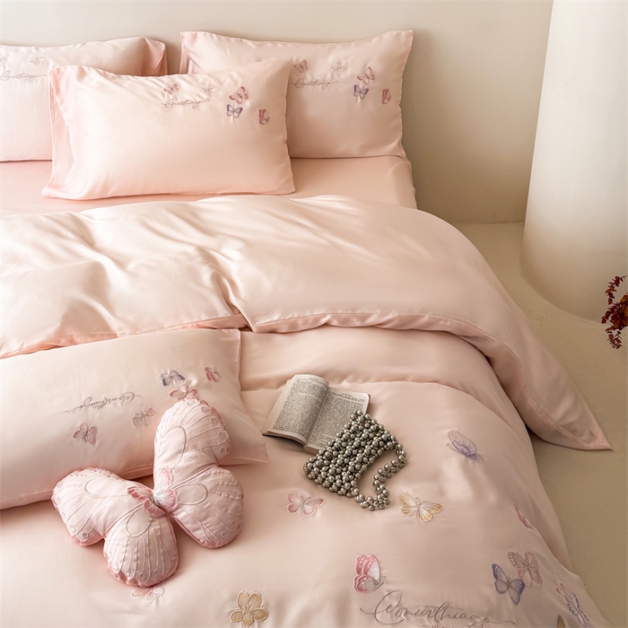 91家纺网 家纺一手货源 找家纺 优贝家纺 2026新款100%莱赛尔天丝面料刺绣四件套-蝶引系列 蝶引-粉