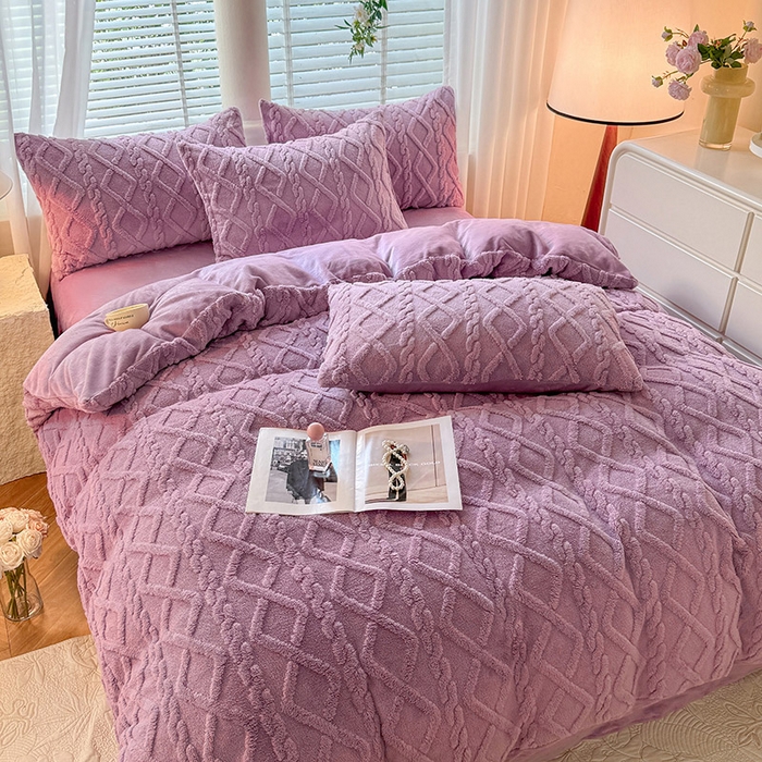 91家纺网 家纺一手货源 找家纺 沐珩家纺 2026新款亲肤舒适加厚保暖塔芙绒牛奶绒系列四件套 丁香紫