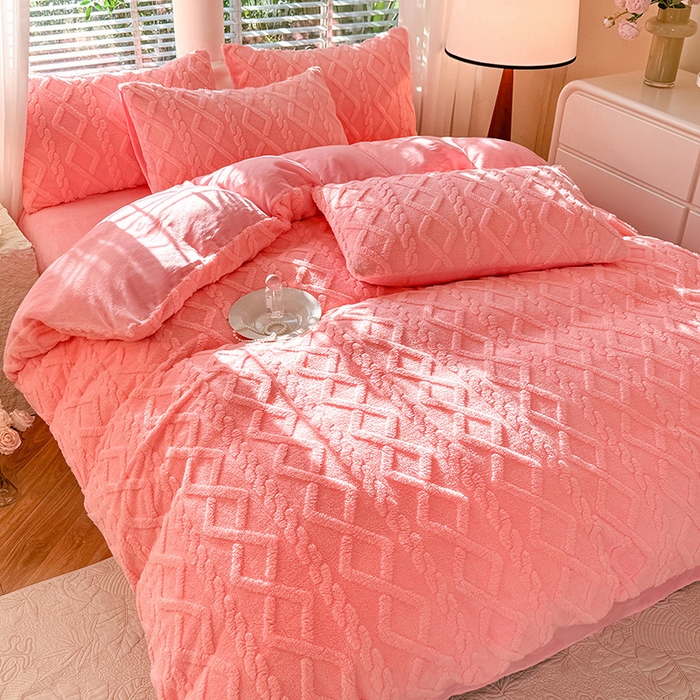 91家纺网 家纺一手货源 找家纺 沐珩家纺 2026新款亲肤舒适加厚保暖塔芙绒牛奶绒系列四件套 樱花粉