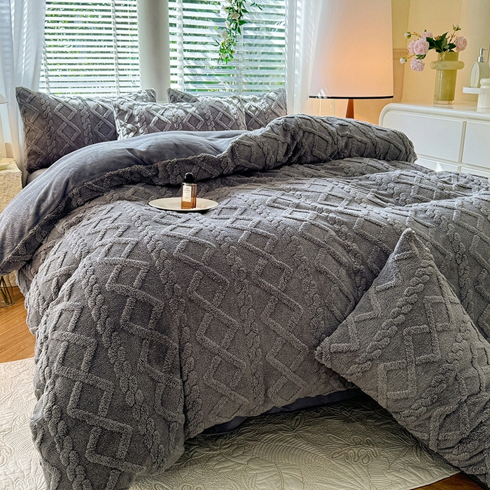 91家纺网 家纺一手货源 找家纺 沐珩家纺 2026新款亲肤舒适加厚保暖塔芙绒牛奶绒系列四件套 珊瑚灰