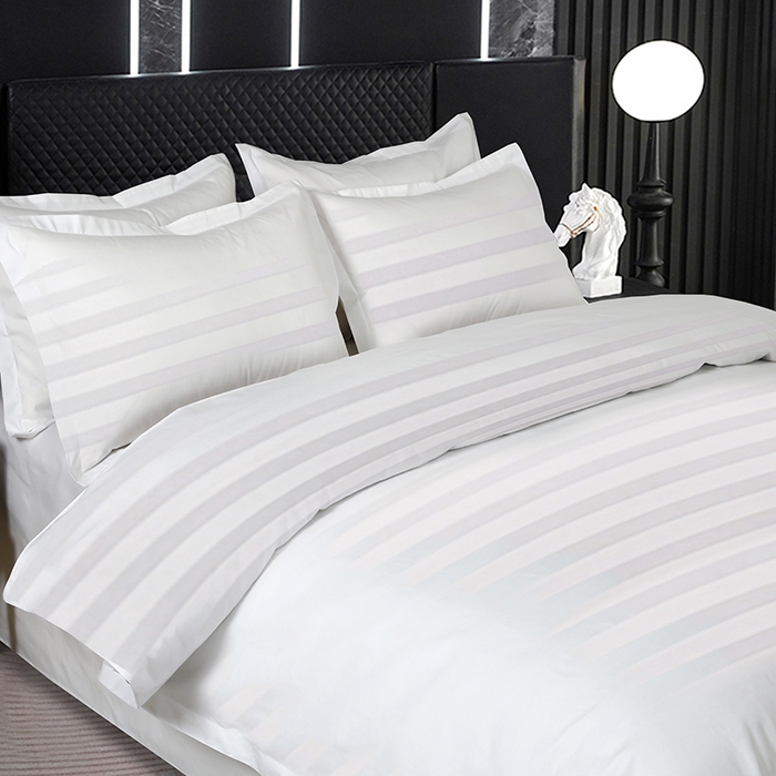 91家纺网 家纺一手货源 找家纺 沐珩家纺 2026新款星级酒店缎条四件套 白色缎条