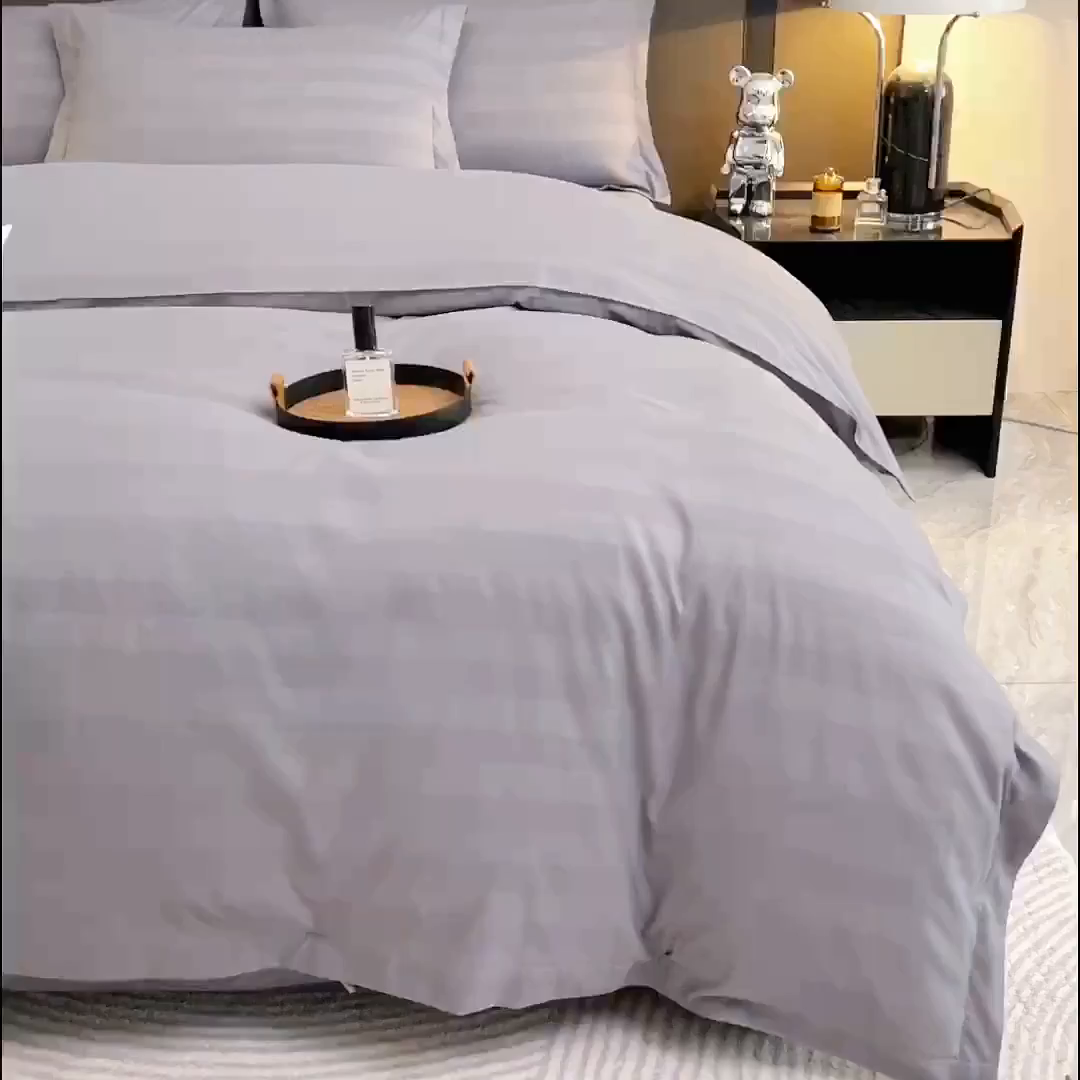 91家纺网 家纺一手货源 找家纺 沐珩家纺 2026新款星级酒店缎条四件套 灰色缎条