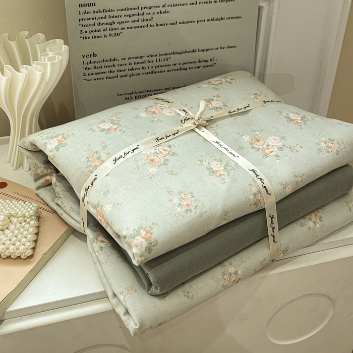 91家纺网 家纺一手货源 找家纺 亿梵家居 2025新款A类母婴级有氧全棉纯棉双层纱纯棉印花四件套-叠拍图盛茵斯-绿