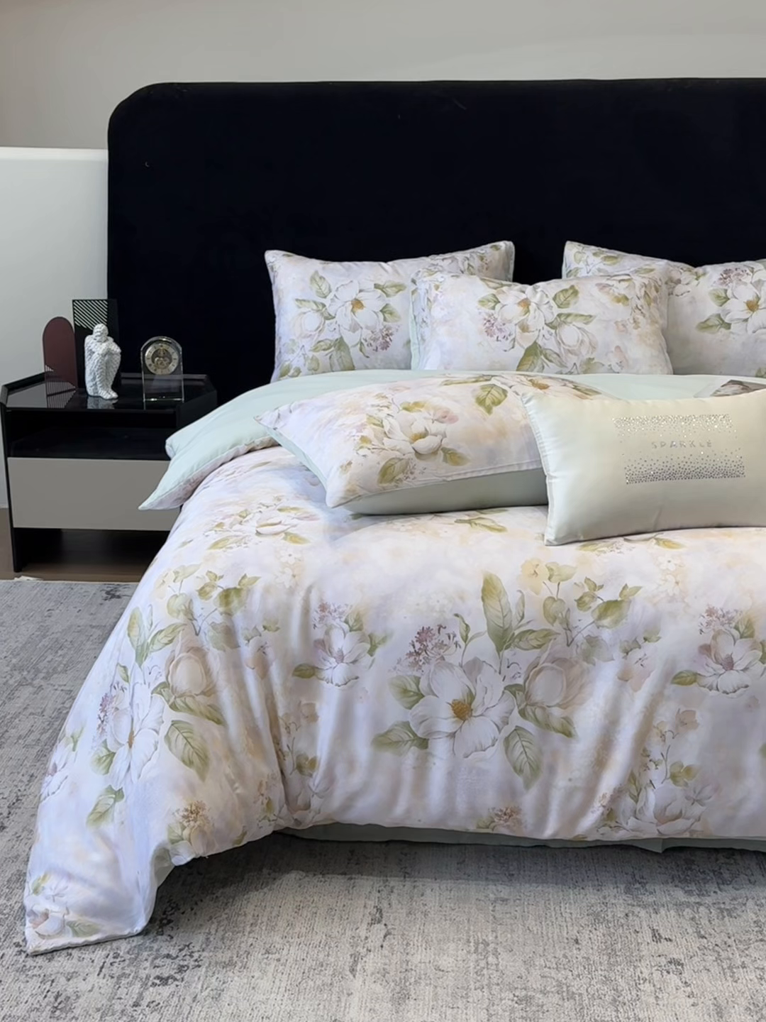 91家纺网 家纺一手货源 找家纺 优贝家纺 2026新款100%莱赛尔天丝面料数码印花四件套 花开富贵