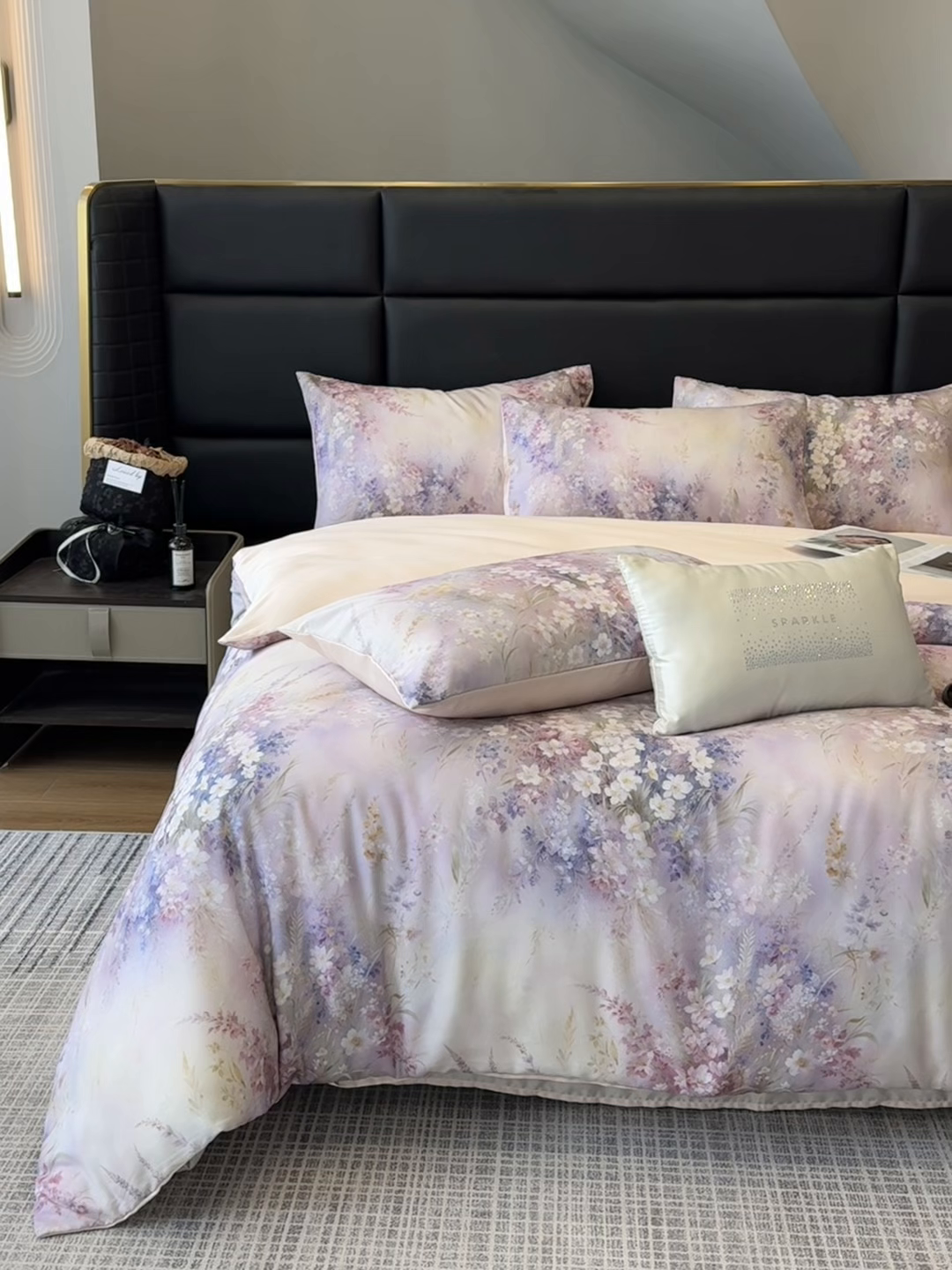 91家纺网 家纺一手货源 找家纺 优贝家纺 2026新款100%莱赛尔天丝面料数码印花四件套 紫花遍地