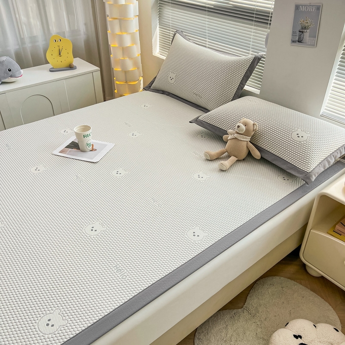 91家纺网 家纺一手货源 找家纺 （总）凯罗 2026新款可水洗凉豆豆夏季席子凉席三件套