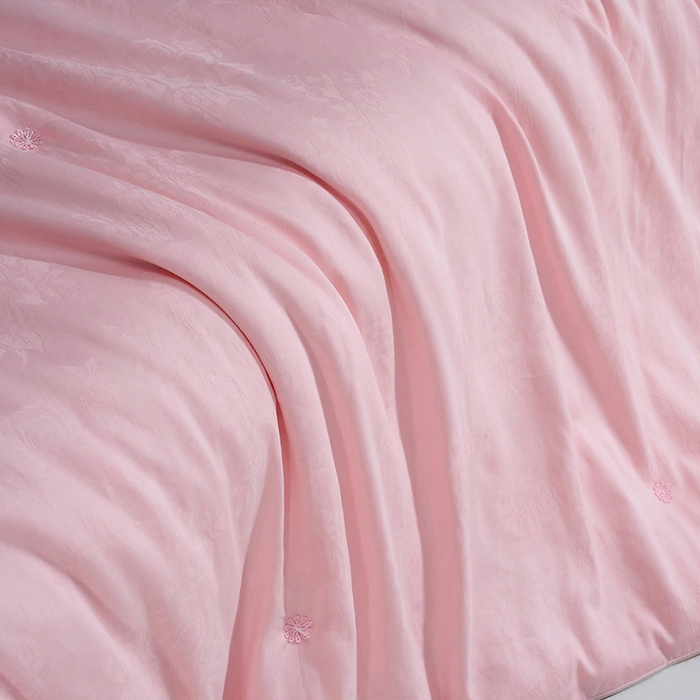 91家纺网 家纺一手货源 找家纺 茧月家纺 2026新款全棉蚕丝被100%柞蚕丝 纯手工蚕丝夏被 国标合格品支持检测 牡丹花-粉玉