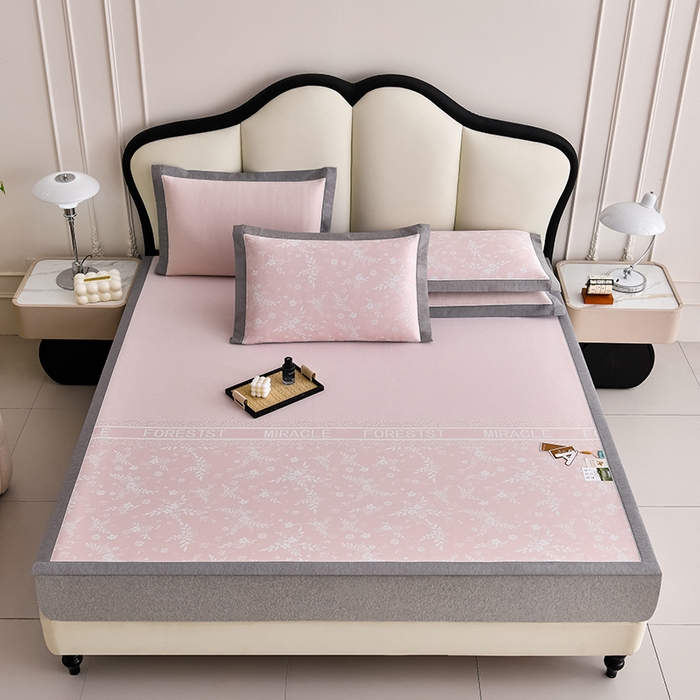 91家纺网 家纺一手货源 找家纺 小牛席业 2026新款半定位小提花凉感冰丝席系列凉席藤席冰藤双面席冰丝席竹席凉席空调席草席三件套 粉色