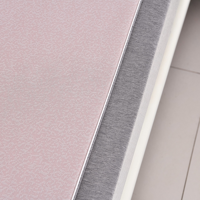 91家纺网 家纺一手货源 找家纺 小牛席业 2026新款半定位小提花凉感冰丝席系列凉席藤席冰藤双面席冰丝席竹席凉席空调席草席三件套 粉色