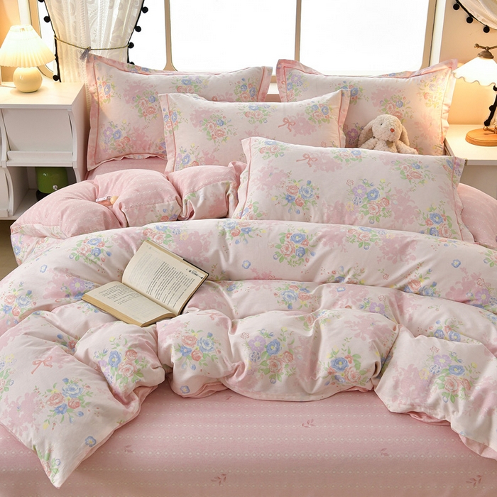 91家纺网 家纺一手货源 找家纺 绘萱家居 2026直播爆款一字绣吊边款纯棉100%全棉四件套印花百分百（喷气高品质） 静听花语-粉