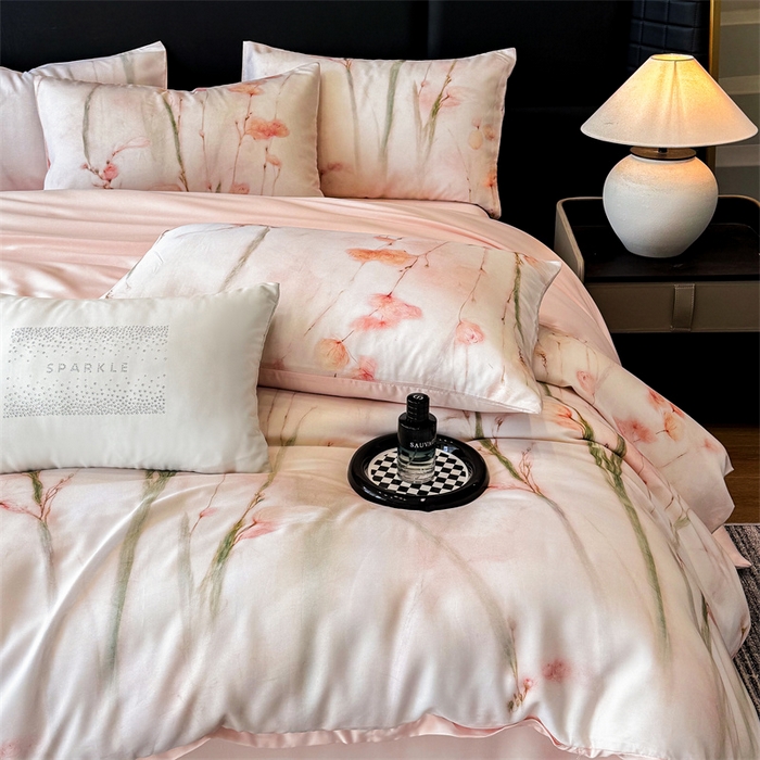 91家纺网 家纺一手货源 找家纺 绒棉世家 2026新款100%莱赛尔天丝面料数码印花四件套 粉色竹花