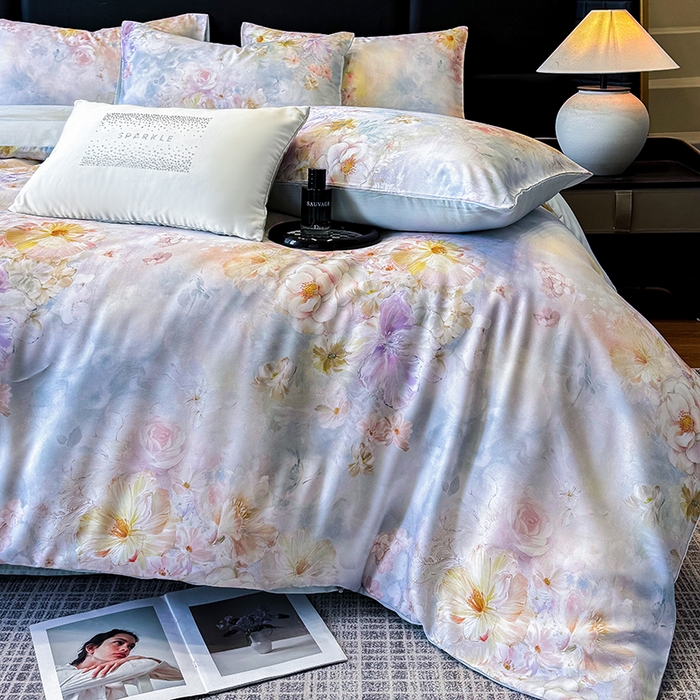 91家纺网 家纺一手货源 找家纺 绒棉世家 2026新款100%莱赛尔天丝面料数码印花四件套 蓝花遍地