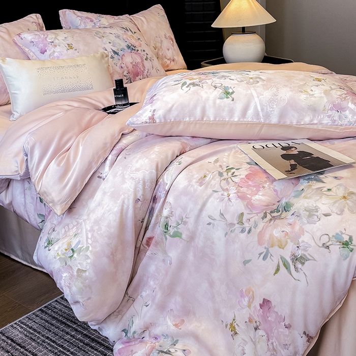 91家纺网 家纺一手货源 找家纺 绒棉世家 2026新款100%莱赛尔天丝面料数码印花四件套 桃花朵朵