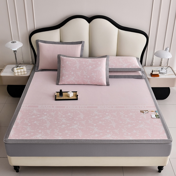 91家纺网 家纺一手货源 找家纺 小牛席业 2026新款半定位小提花小提花凉感冰丝席系列（床笠款）凉席藤席冰藤双面席冰丝席竹席凉席空调席草席三件 粉色