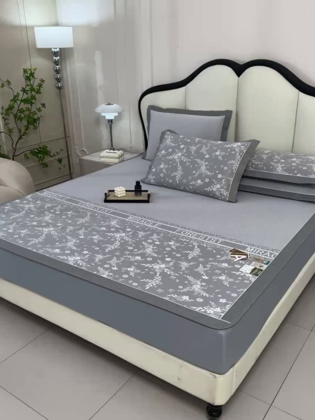 91家纺网 家纺一手货源 找家纺 小牛席业 2026新款半定位小提花小提花凉感冰丝席系列（床笠款）凉席藤席冰藤双面席冰丝席竹席凉席空调席草席三件 灰色