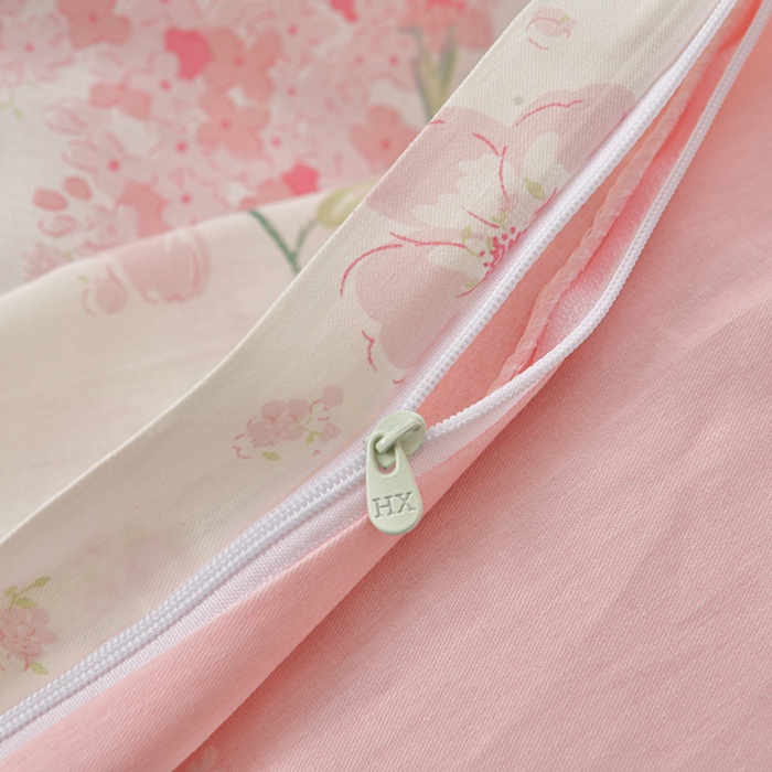 91家纺网 家纺一手货源 找家纺 绘萱家居 2026直播爆款一字绣吊边款纯棉100%全棉四件套印花百分百（喷气高品质） 浪漫花香