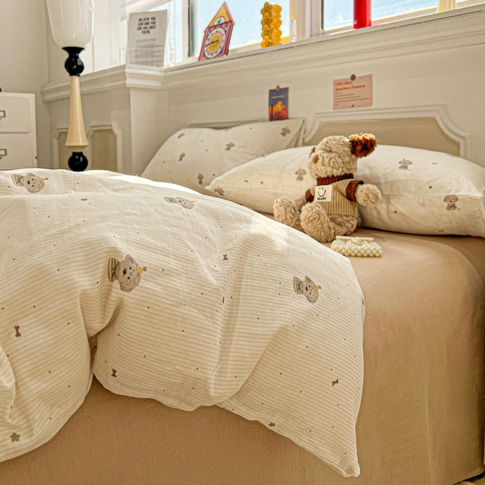 91家纺网 家纺一手货源 找家纺 亿梵家居 2025新款A类母婴级有氧全棉纯棉双层纱纯棉印花四件套-叠拍图柯基